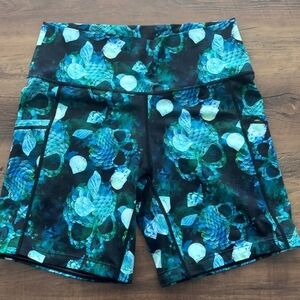 CVG mermaid Skull Sea Green womans sz small 5" shorts💚💚💚🩵